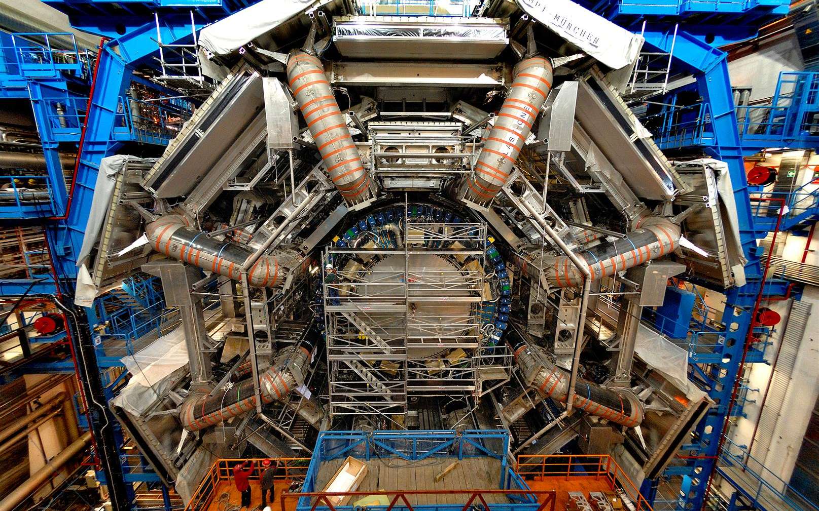 Photos LHC le plus grand accélérateur au monde