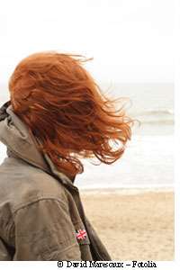 Chez le dentiste, les roux seraient plus sensibles à la douleur A la chevelure rousse est associée une résistance aux anesthésies subcutanées, celles pratiquées par les dentistes. © David Marescaux/Fotolia