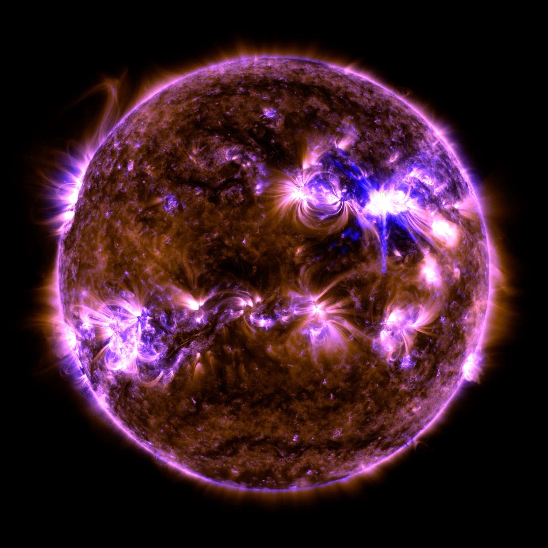 Le Soleil dans l'extrem ultraviolet imagé par la sonde SDO. © Nasa, GSFC, SDO
