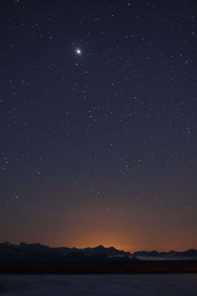 Le point éclatant de Jupiter dans le ciel de l'été. Cliché de X. Plouchart réalisé fin juillet depuis l'Observatoire du Pic du Midi.