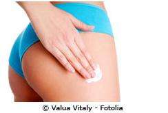 Les vergetures, ces cicatrices disgracieuses, apparaissent souvent à la puberté ou après une prise de poids. © Valua Vitaly/Fotolia