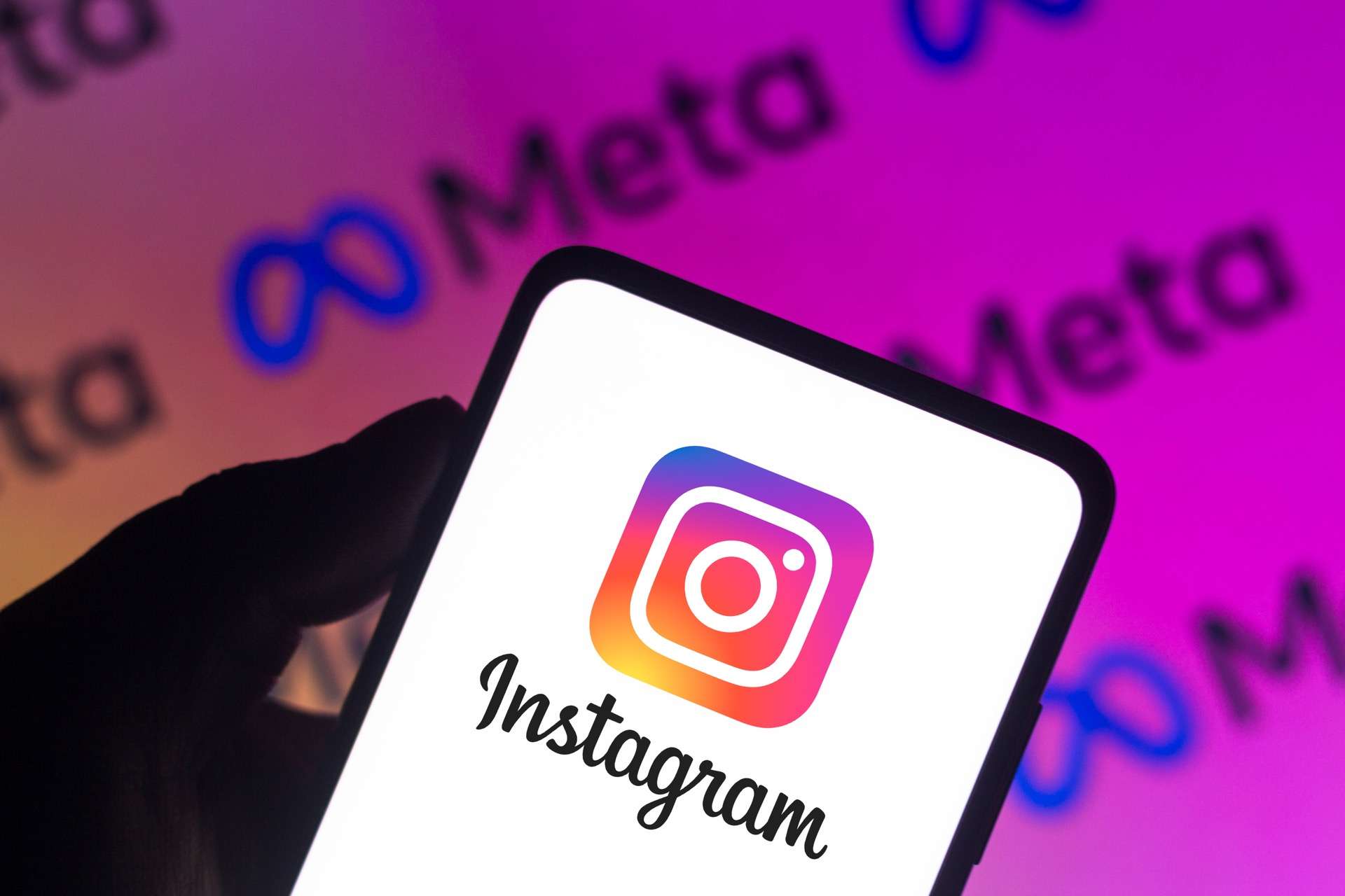 Meta integra el editor de fotos y el generador de fotos con tecnología de inteligencia artificial en Facebook e Instagram
