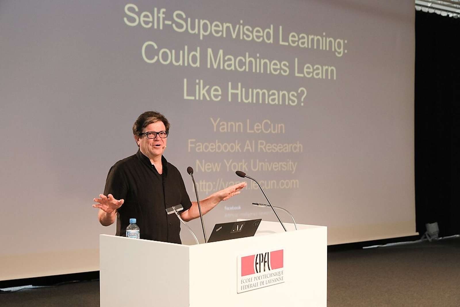 Yann LeCun 表示，人工智能可以引领人类迈向“启蒙新时代”，
