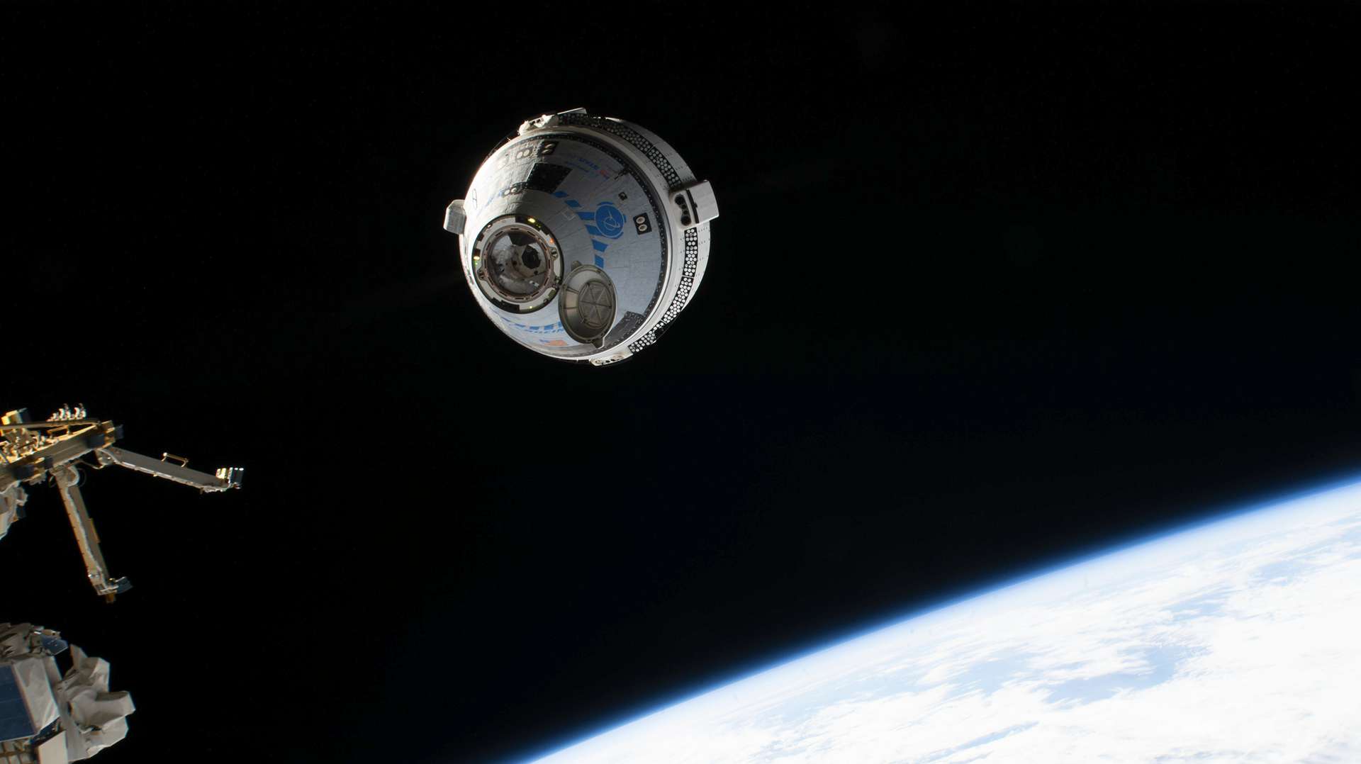 The first manned test flight of a Starliner vehicle to the space station