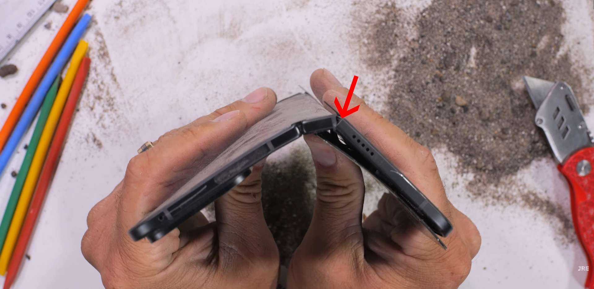 Le smartphone pliable de Google est un peu trop pliable