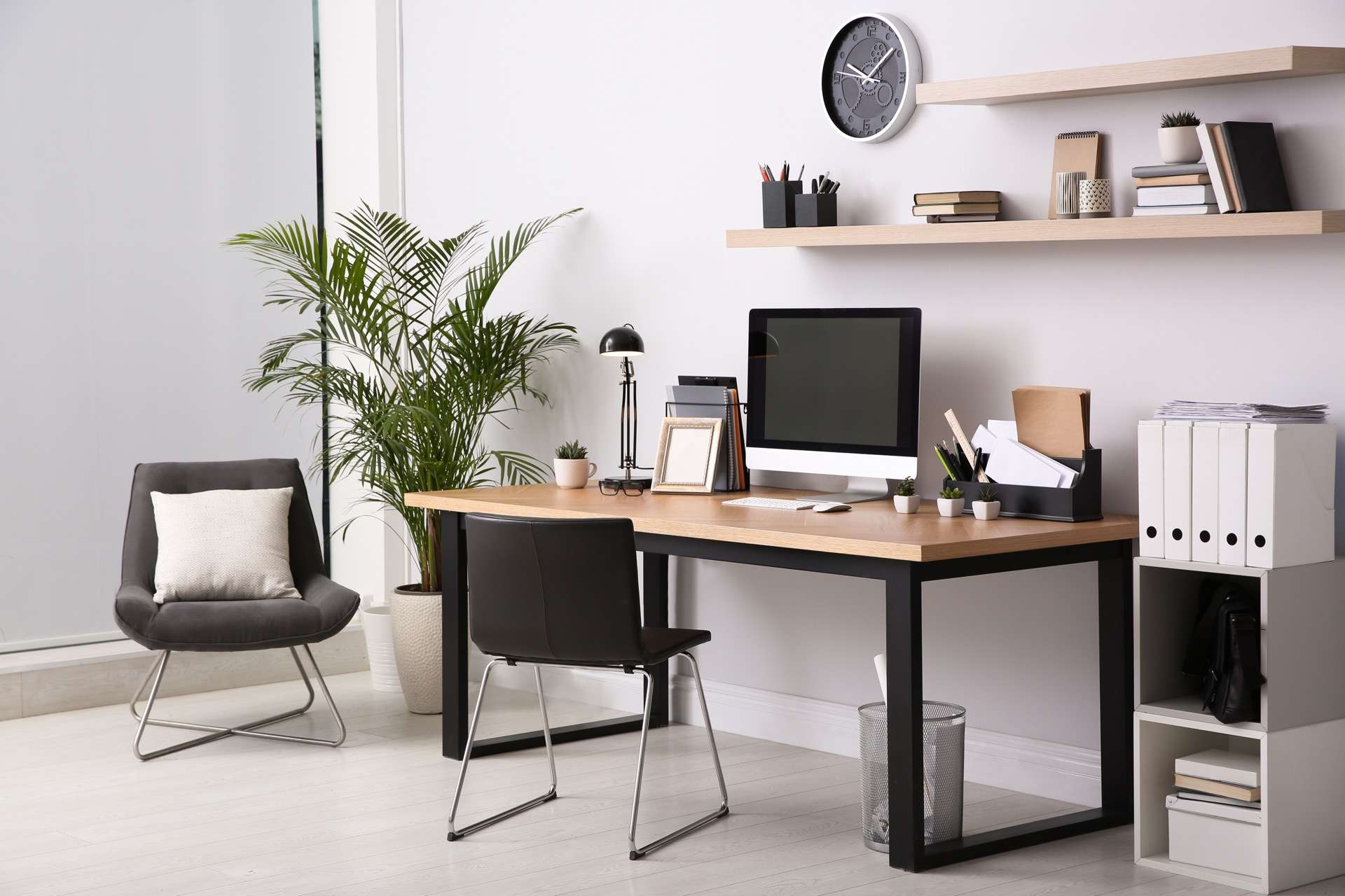 Comment installer son espace bureau pour télétravailler confortablement ?