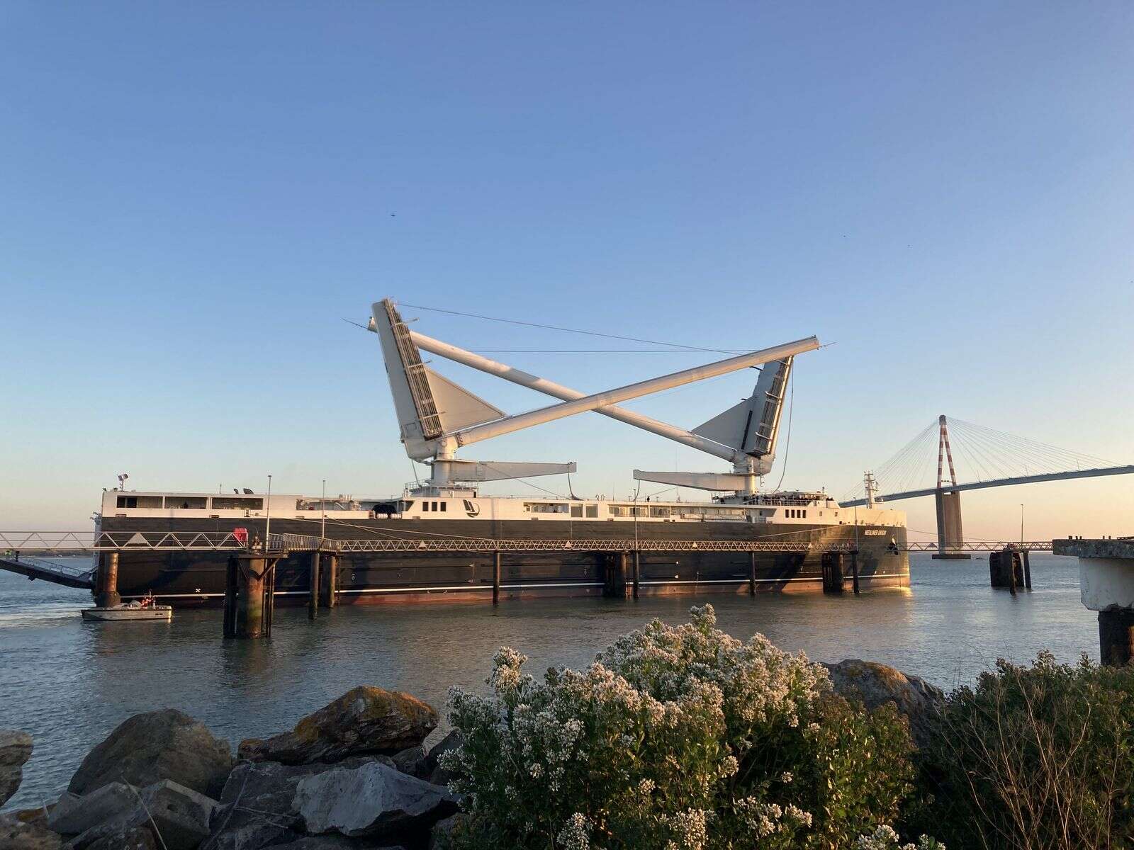 Voici le premier cargo Ã  voiles commercial du monde et il est franÃ§ais !