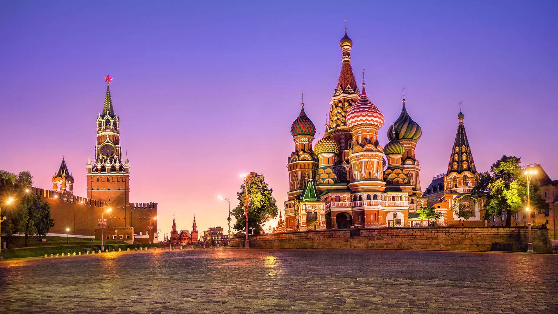 La place Rouge, au pied du Kremlin - Photos Futura