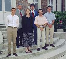 Une équipe du CEA récompensée du prix "Science et Défense" De gauche à droite : Benoît Alcoverro, Bernard Massinon, Elisabeth Blanc, Jacques Bouchez, Yves Cansi, Alexis Le Pinchon.Crédit : CEA-Cadam