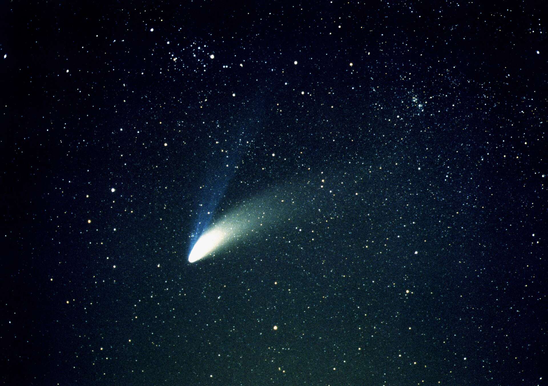 Nuevo cometa visible a simple vista desde septiembre