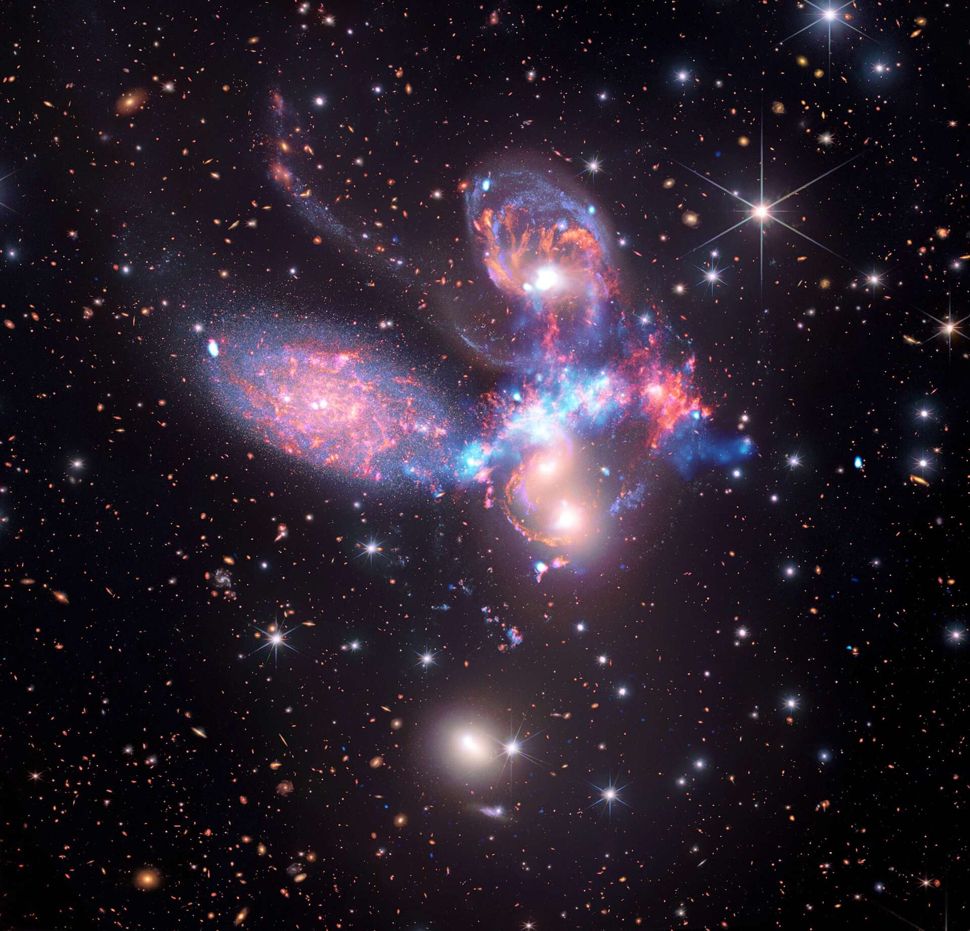 Photo of 4 imágenes icónicas de James-Webb electrificadas por el telescopio Chandra