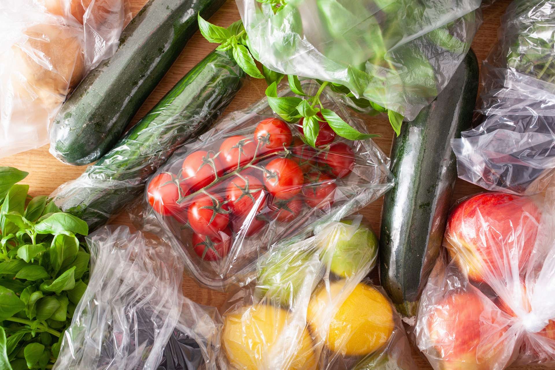 La plastica riciclata contamina il cibo con particelle tossiche
