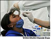 Grippe A(H1N1) : plus de 15 000 cas dans 53 pays La grippe A(H1N1) attend toujours son vaccin. © WHO/PAHO/Harold Ruiz
