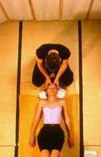 Le massage shiatsu Le shiatsu est une pratique traditionnelle asiatique. © FFST