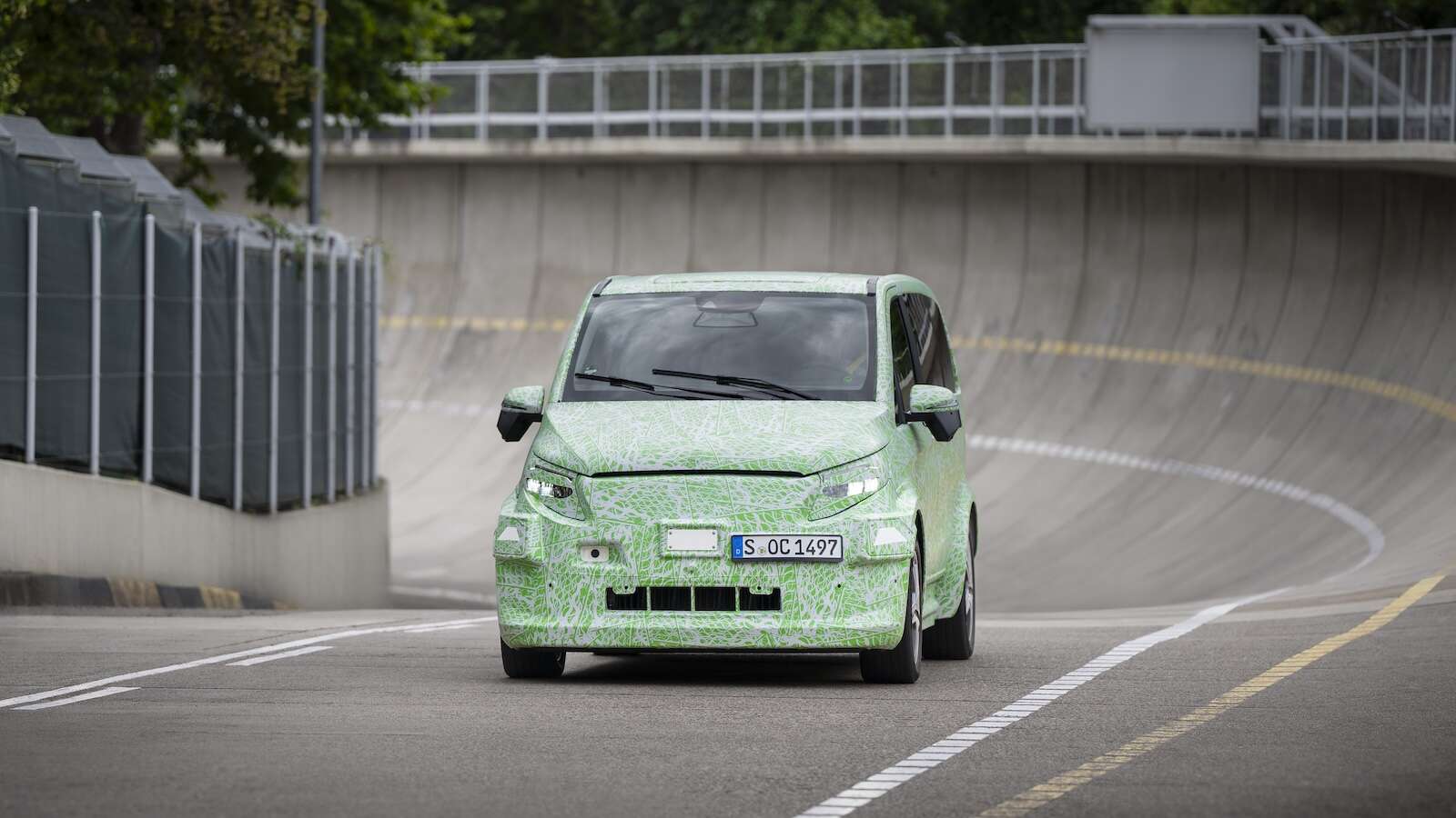Mercedes prépare en secret un nouveau van électrique