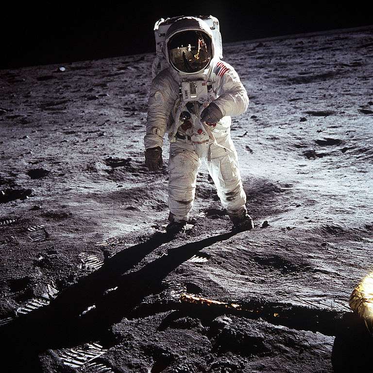 Definition Apollo Futura Sciences