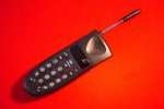 La progression du téléphone cellulaire se poursuit La progression du téléphone cellulaire se poursuit