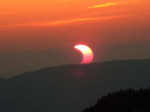 Éclipse partielle de Soleil visible en Antarctique