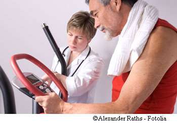 Pour la pratique régulière d'un sport, le médecin est un bon conseiller. © Alexander Raths / Fotolia