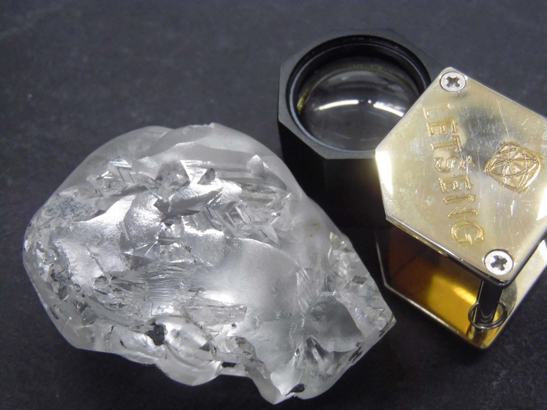 Le diamant de 442 carats a été découvert dans la mine de Letšeng, au nord-est du Lesotho. © Gem Diamonds