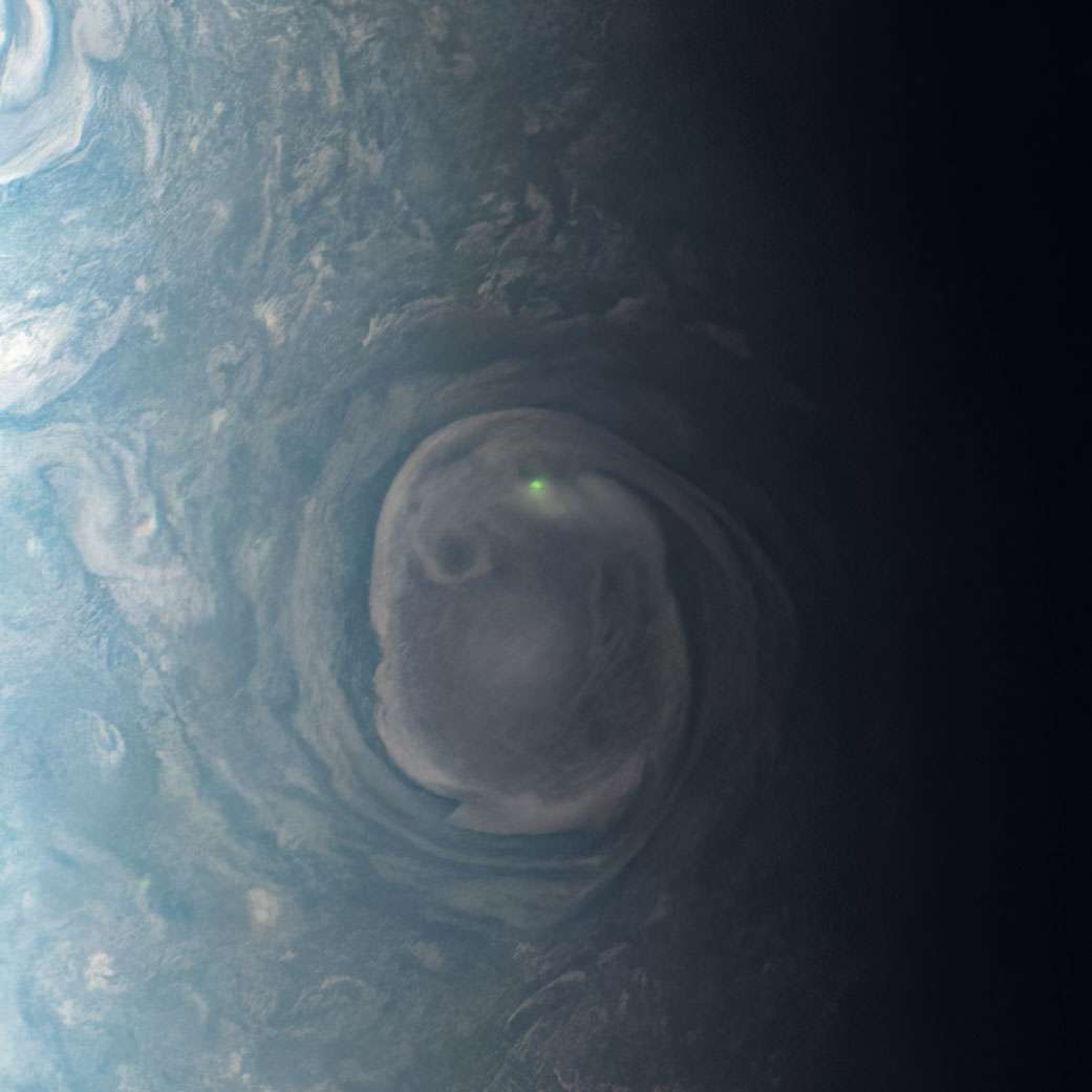 Photo rare d'un éclair sur Jupiter