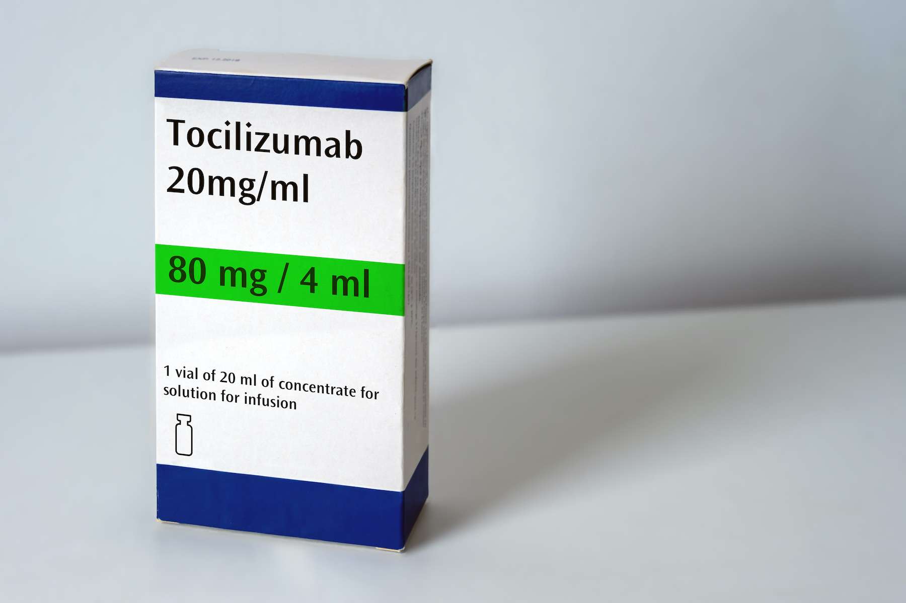 Le tocilizumab est un anticorps monoclonal autorisé depuis 2009 dans l’Union européenne contre la polyarthrite rhumatoïde et les arthrites juvéniles systémiques. © mbruxelle, Adobe Stock