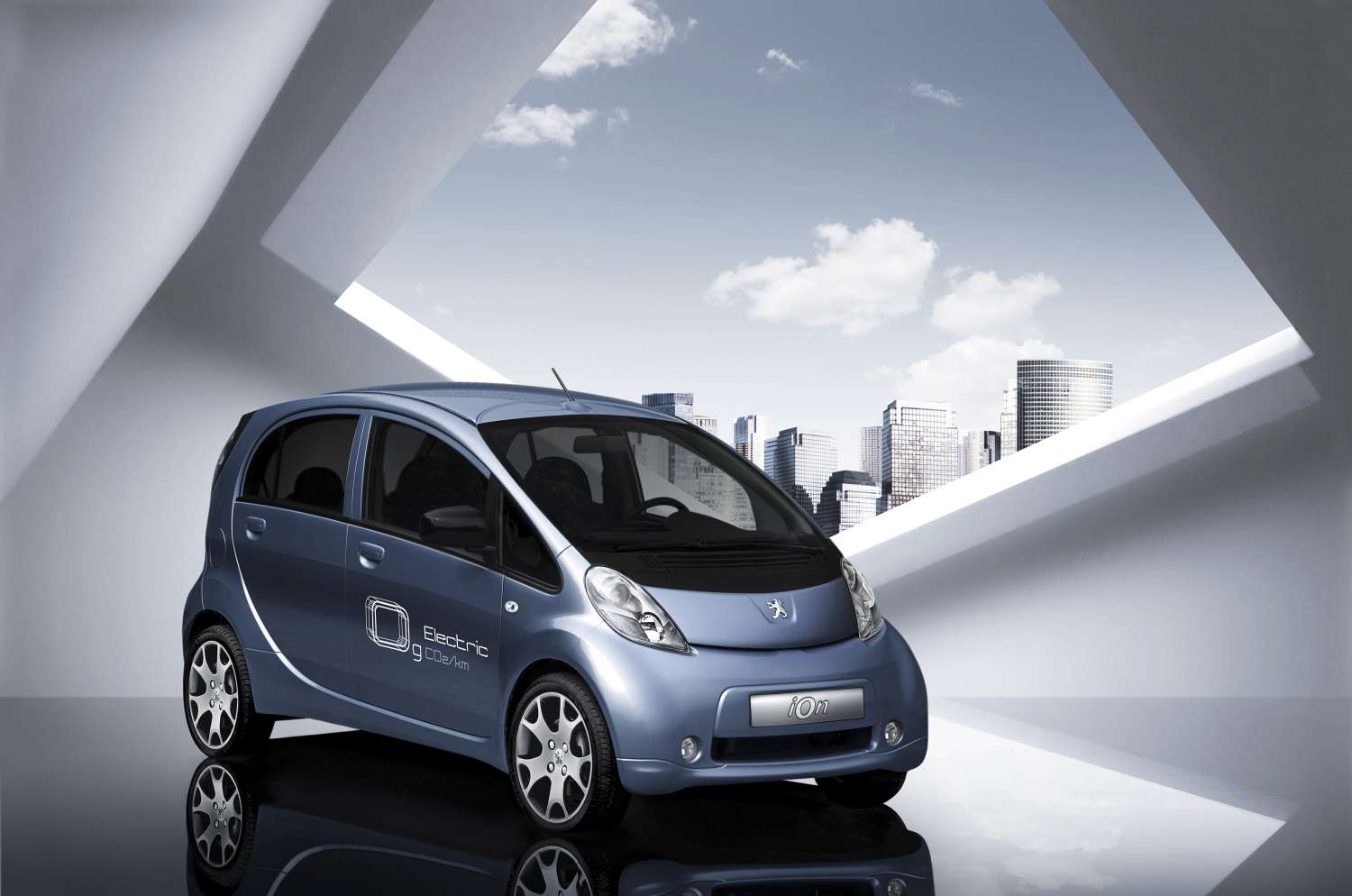 La Ion, fruit de la collaboration entre Mitsubishi et PSA. © Automobiles Peugeot/Bernier Anthony
