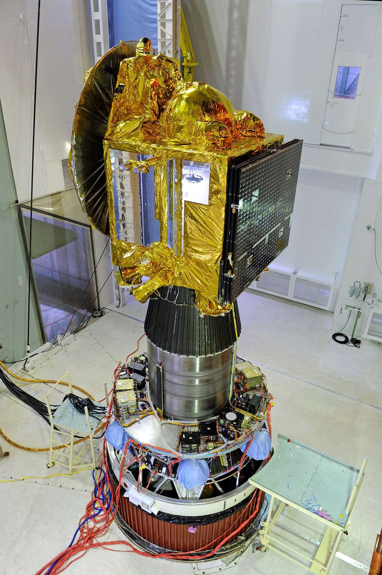 D'une masse au lancement de 1,3 t, cette sonde n'a coûté que 55 millions de dollars. À titre de comparaison, le rover Curiosity de la Nasa est revenu à la modique somme de 2,5 milliards de dollars. © Isro
