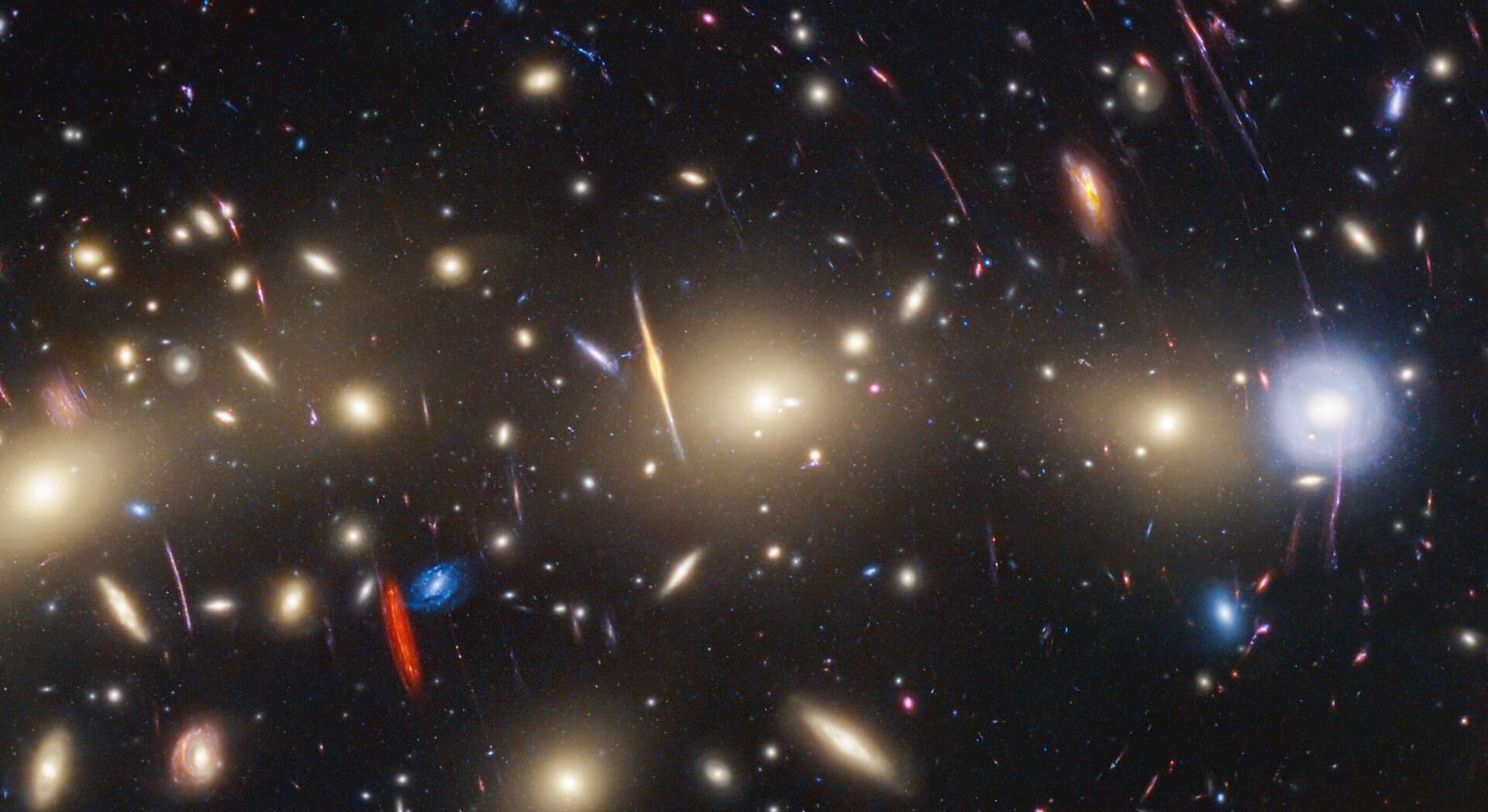 Les télescopes James-Webb et Hubble dévoilent un impressionnant choc des titans aux confins de l’Univers