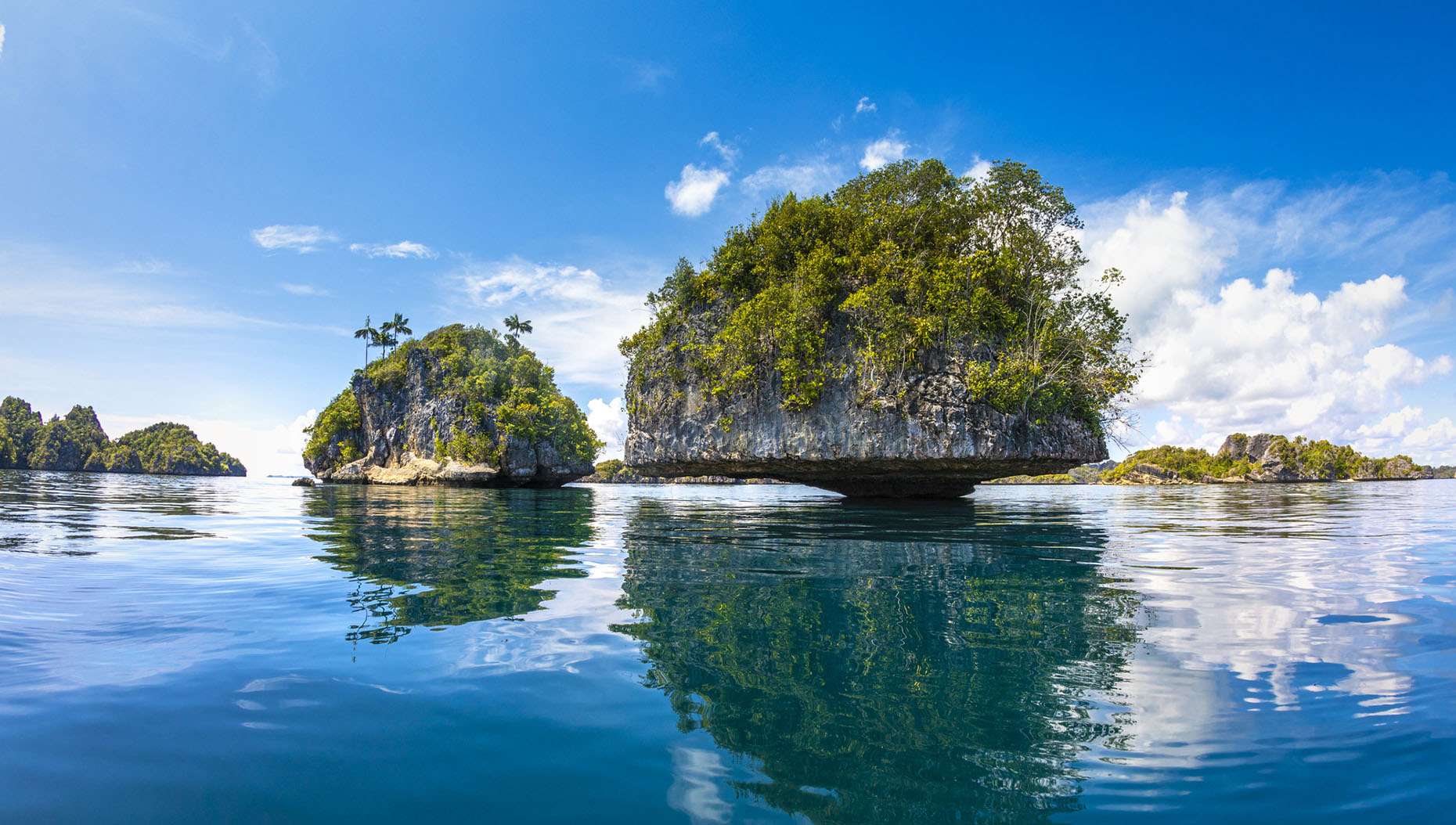 Plongée en recycleur les cinq spots incroyables de Raja Ampat à ne — free download
