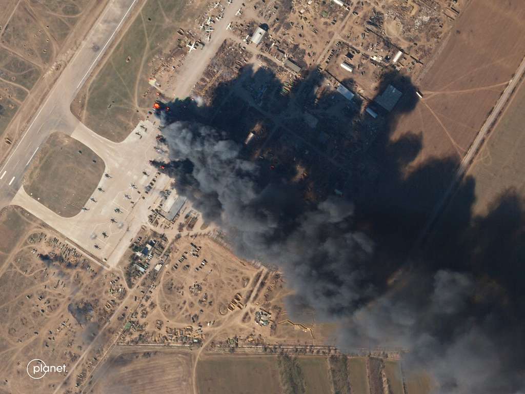 La base aérienne russe attaquée le 15 mars. © 2022 Planet Labs PBC