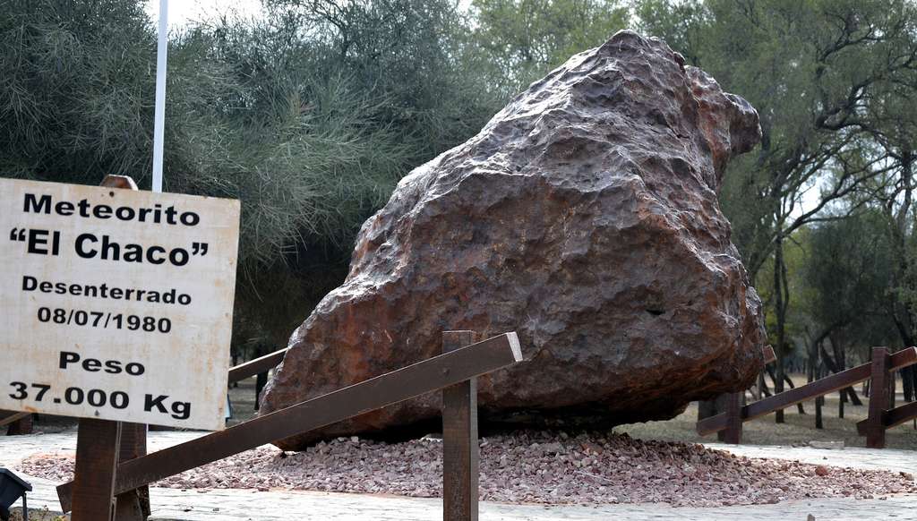 El Chaco est réputé être le deuxième plus gros fragment de météorite retrouvé sur Terre à ce jour. Carlos Zito, Wikimedia Commons, CC by-SA 3.0 Unported