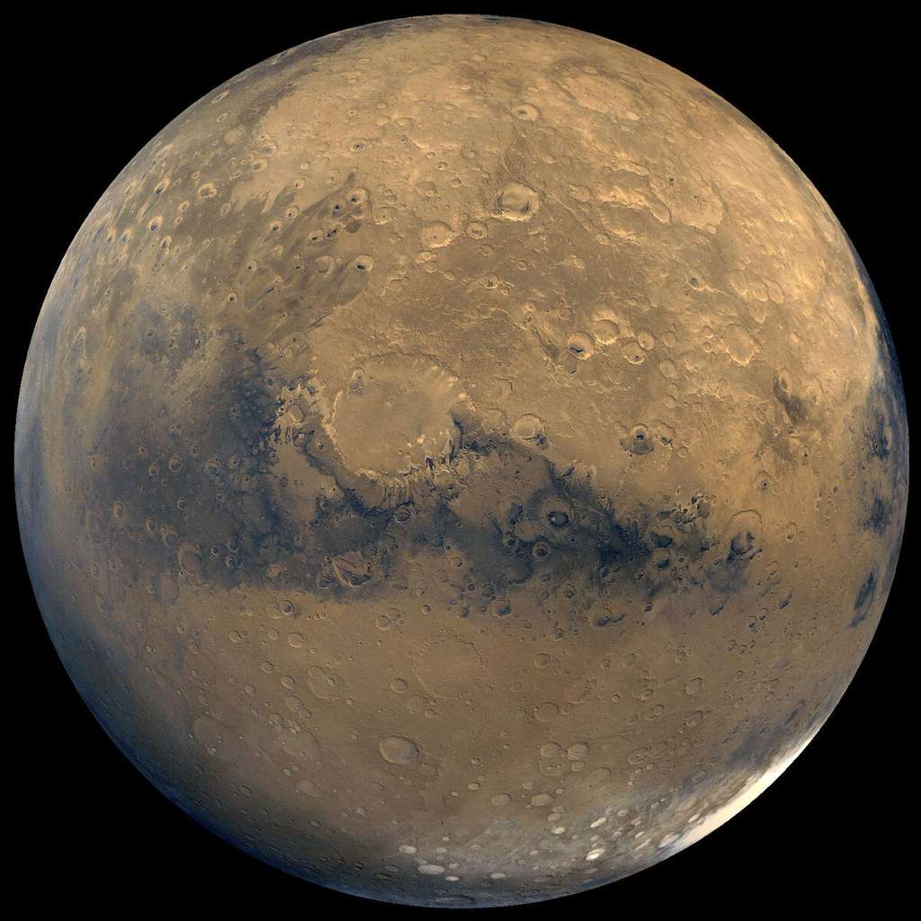 La disparition de l'eau de la surface de la surface de Mars pourrait être expliquée par un mécanisme similaire, en lien avec de longues périodes d'activité volcanique. © Nasa, JPL-Caltech, USGS