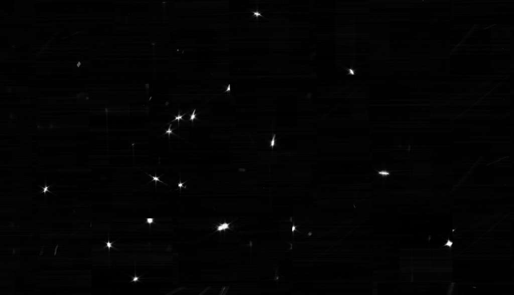 Cette mosaïque d'images a été créée en pointant le télescope vers une étoile brillante et isolée de la constellation de la Grande Ourse connue sous le nom de HD 84406. Cette étoile a été choisie spécifiquement parce qu'elle est facilement identifiable et son environnement sur la voûte céleste non encombré par d'autres étoiles de luminosité similaire, ce qui aide à réduire le bruit de fond. Les résultats correspondent étroitement aux attentes et aux simulations. © Nasa