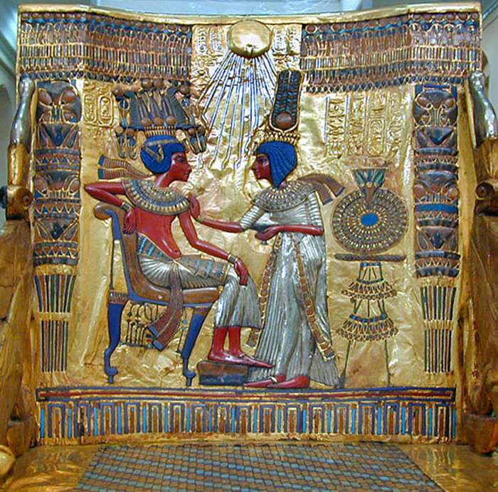 Dossier du trône royal de Toutânkhamon Dossier du trône royal de Toutânkhamon