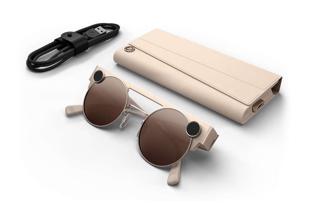 Sunglasses, here in Mineral (light pink), are equipped with a second HD camera to capture the depth of the field.  Â© Snap