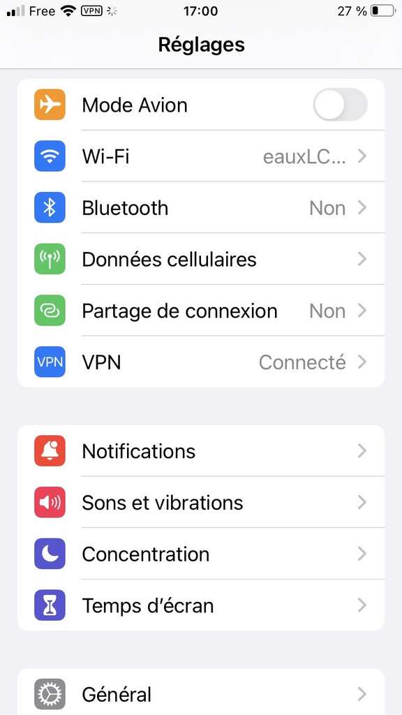 Il est préférable de n’activer le VPN de l’iPhone que lorsque vous en avez besoin et il est possible de le faire depuis le premier niveau de menu dans les Réglages. © iPhone, Apple