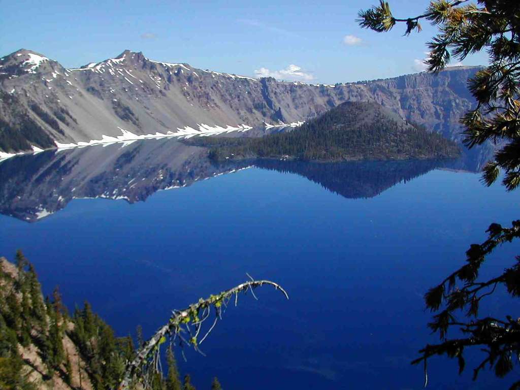 Etats Unis - Oregon : Cratère Lake (2471 m) Etats Unis - Oregon : Cratère Lake (2471 m)