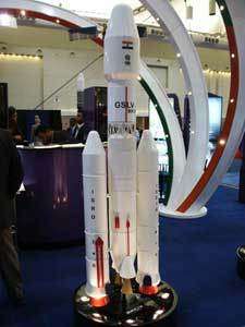 L'ISRO, agence spatiale indienne, affichait sa volonté d'étendre sa gamme de lanceurs vers les charges utiles lourdes. Un petit air d'Ariane V… © Espace Magazine L'ISRO, agence spatiale indienne, affichait sa volonté d'étendre sa gamme de lanceurs vers les charges utiles lourdes. Un petit air d'Ariane V… © Espace Magazine