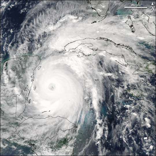 Wilma proche du Yucatan Wilma proche du Yucatan