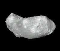 Itokawa vu par la sonde Hayabusa depuis une distance de 20 km (le 12 septembre 2005) (crédits : JAXA) Itokawa vu par la sonde Hayabusa depuis une distance de 20 km (le 12 septembre 2005) (crédits : JAXA)