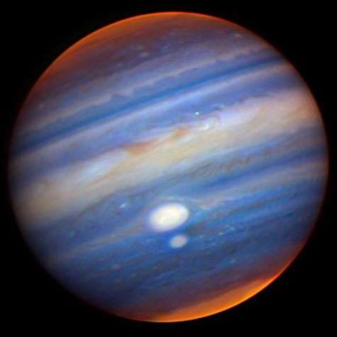 L'image de Jupiter et des 2 grandes taches vue en infrarouge par le Gemini North