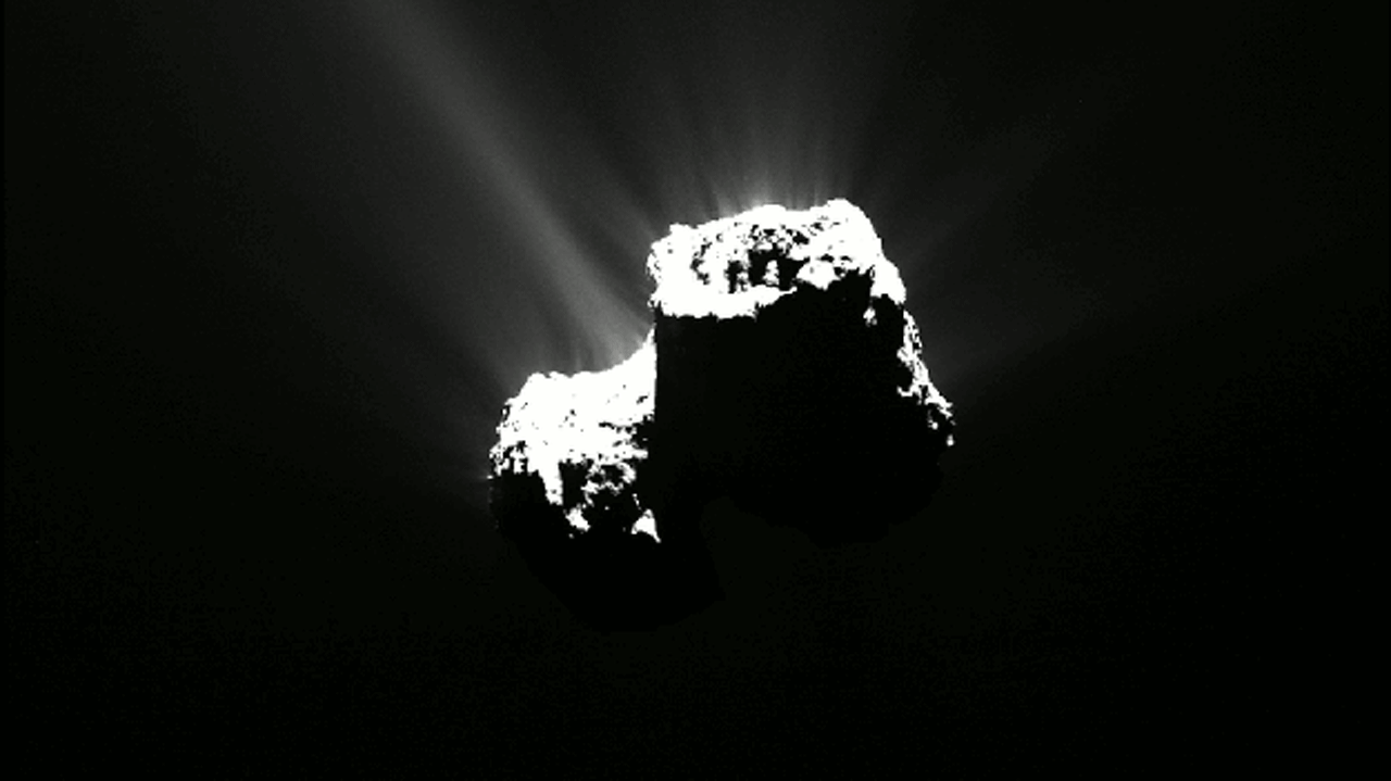 Une animation créée à partir de 24 montages basés sur des images acquises par la mission Rosetta de l’Agence spatiale européenne (ESA) entre le 19 novembre et le 3 décembre 2014. © ESA, Rosetta, NAVCAM