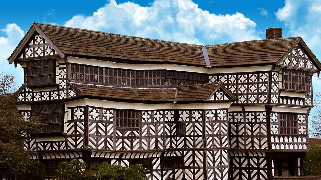 Le Little Moreton Hall, typique de l'époque élizabéthaine Le Little Moreton Hall, typique de l'époque élizabéthaine