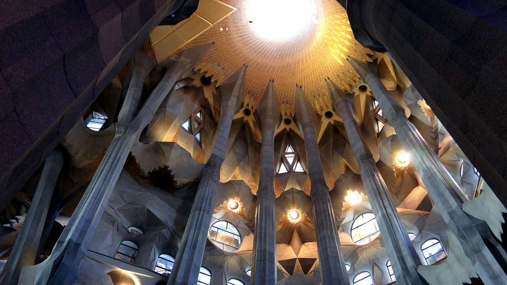 La coupole centrale de la Sagrada Familia La coupole centrale de la Sagrada Familia