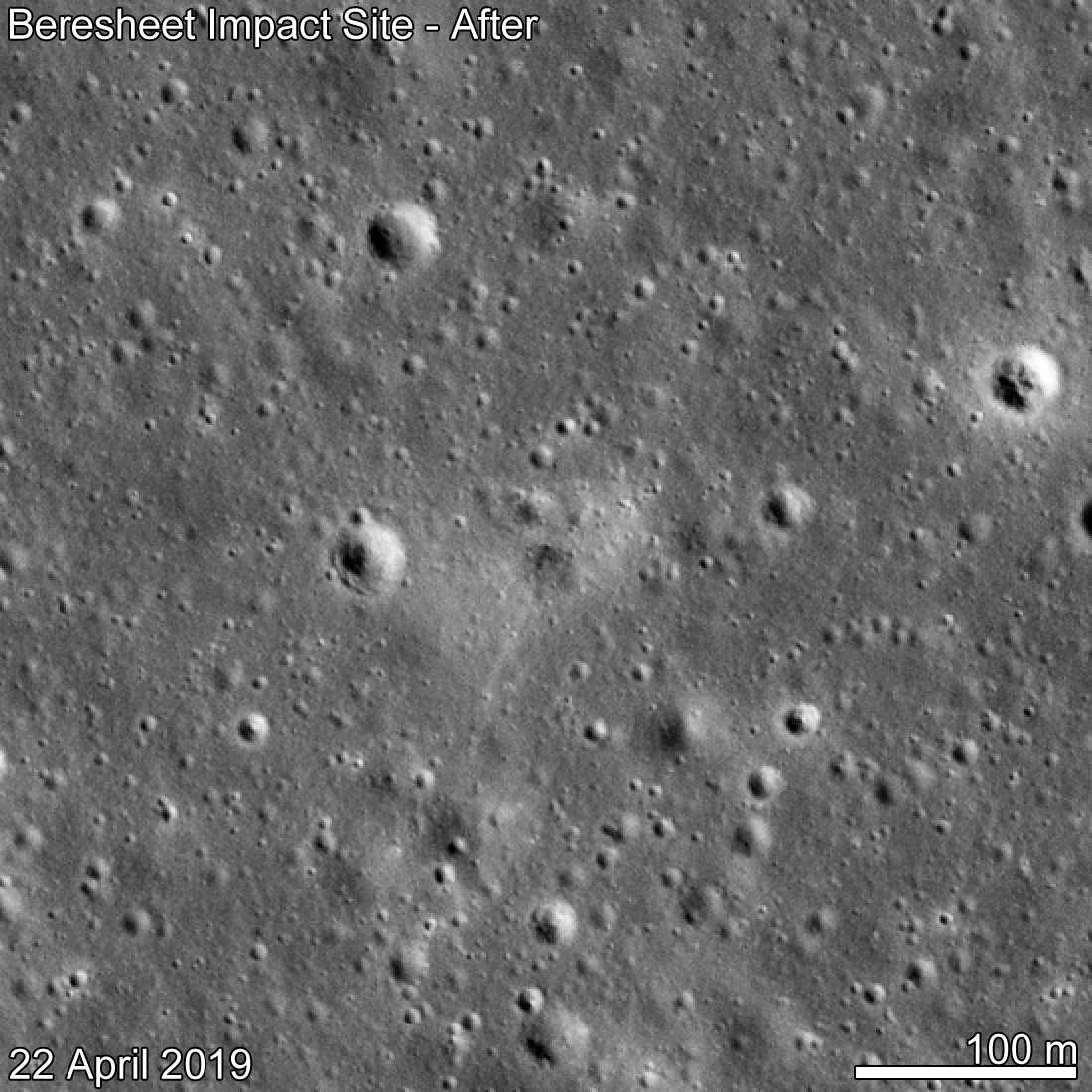 Cette image prise par Lunar Reconnaissance Orbiter (LRO) montre le site du crash de la sonde Bereshit sur la Lune. On pourrait y trouver des tardigrades vivants. © Nasa, GSFC, Arizona State University, Wikipedia, Domaine public