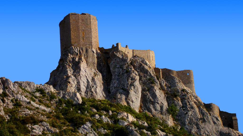 Chateau De Queribus Aude La Derniere Citadelle Du Pays Cathare Tombee En 1255