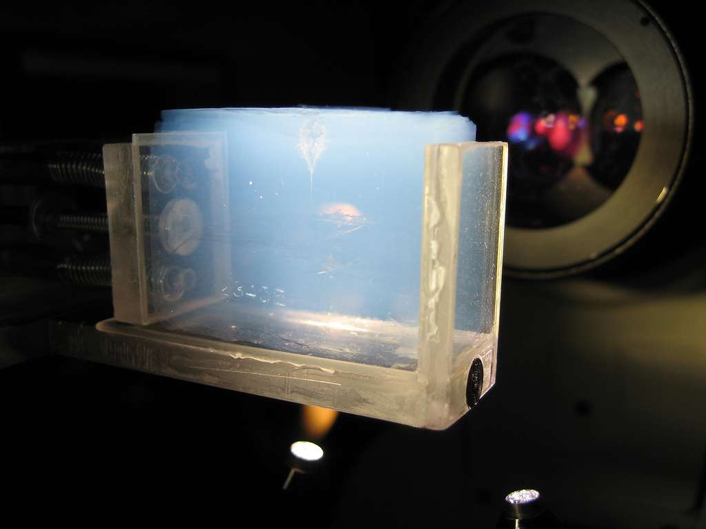 L'aérogel sous la lumière L'aérogel sous la lumière