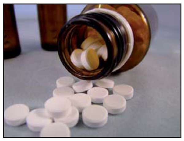 Produits stimulants, produits analgésiques : les molécules exogènes ont longtemps été utilisées dans le dopage. © DR