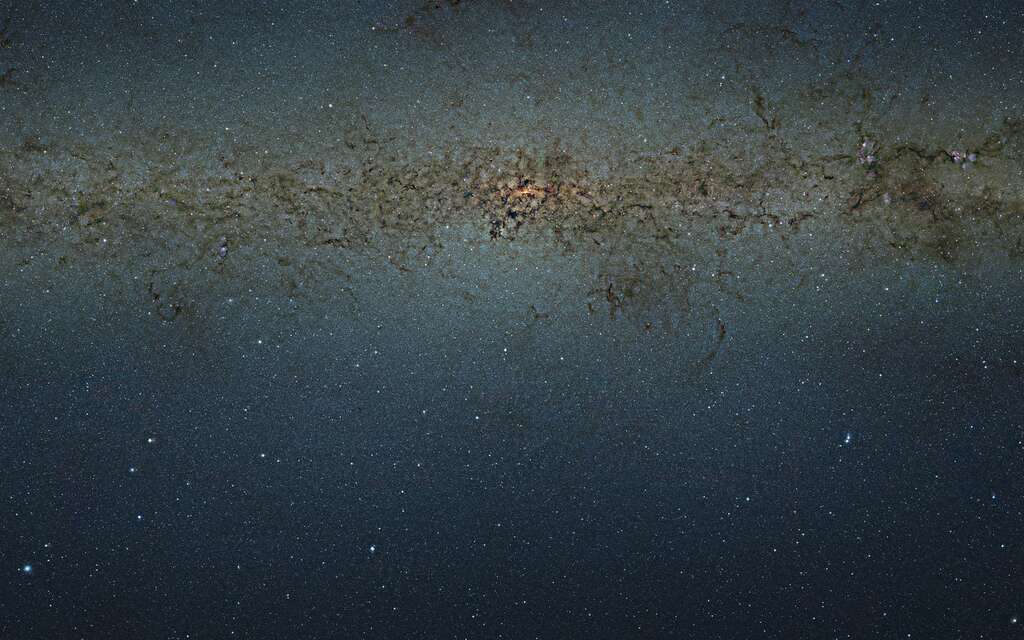 Des milliards d'étoiles au centre de la Voie lactée Des milliards d'étoiles au centre de la Voie lactée